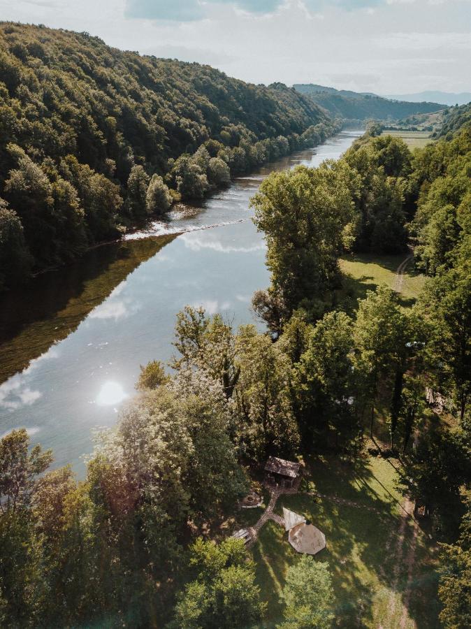 Robinson Camp Kupa - Juratovicki Brig Hotel Netretic Exterior photo